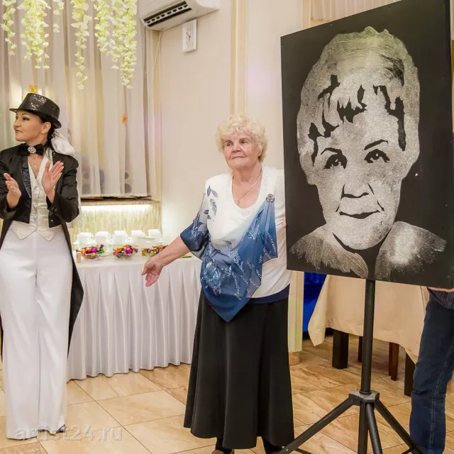 Художница Елена Бахарева — шоу «Звёздный портрет» — шаржист, фото 3