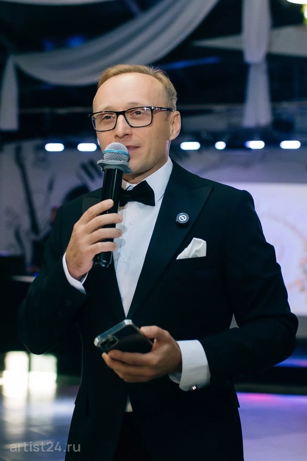 Ведущий Роман Седов — ведущий