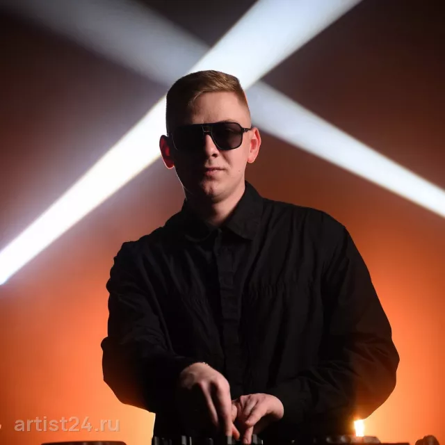 Диджей Руслан Семаков (DJ Evin) — диджей, фото 2