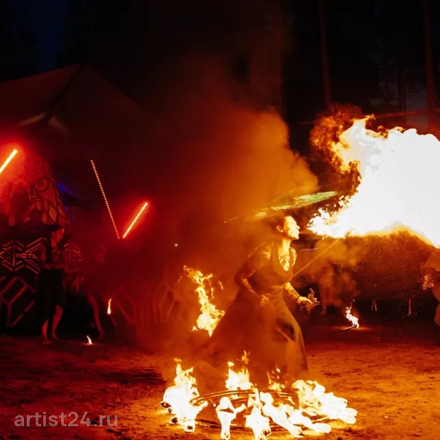 Фаер-шоу Infinity Fire Show — световое шоу, фото 2