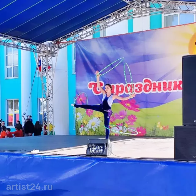 Цирковой дуэт «Фиеста Слинки» — цирковой артист, фото 3