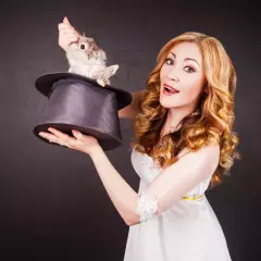 Иллюзионистка Анастасия Мальцева