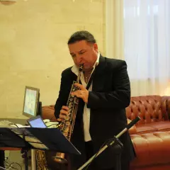 Саксофонист Игорь Бельдиян