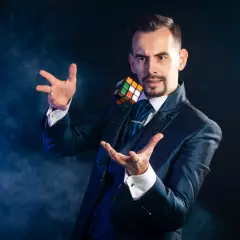 Иллюзионист Алексей Хаот