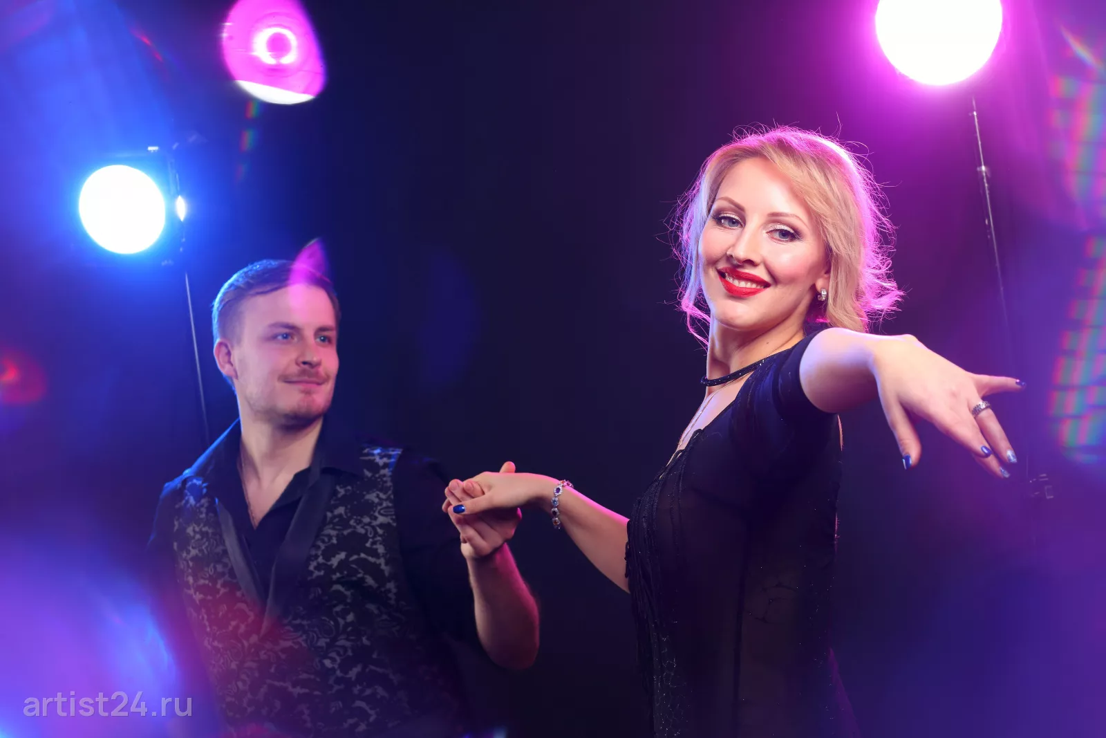 Танцевальный дуэт MaryDanceProject — шоу-балет