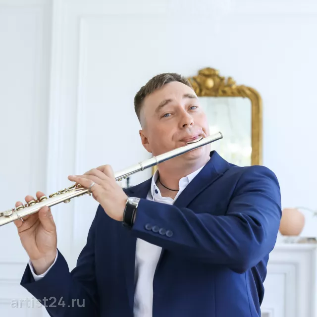 Флейтист и саксофонист Андрей Гуров — саксофонист