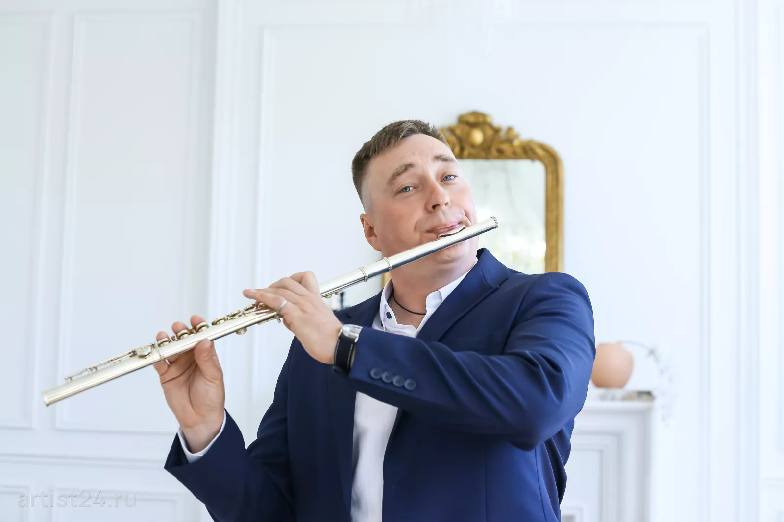 Флейтист и саксофонист Андрей Гуров — саксофонист