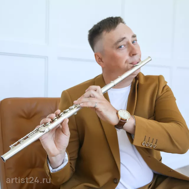 Флейтист и саксофонист Андрей Гуров — саксофонист, фото 2