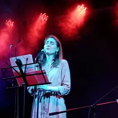 Певица Анна Халлдорсдоттир