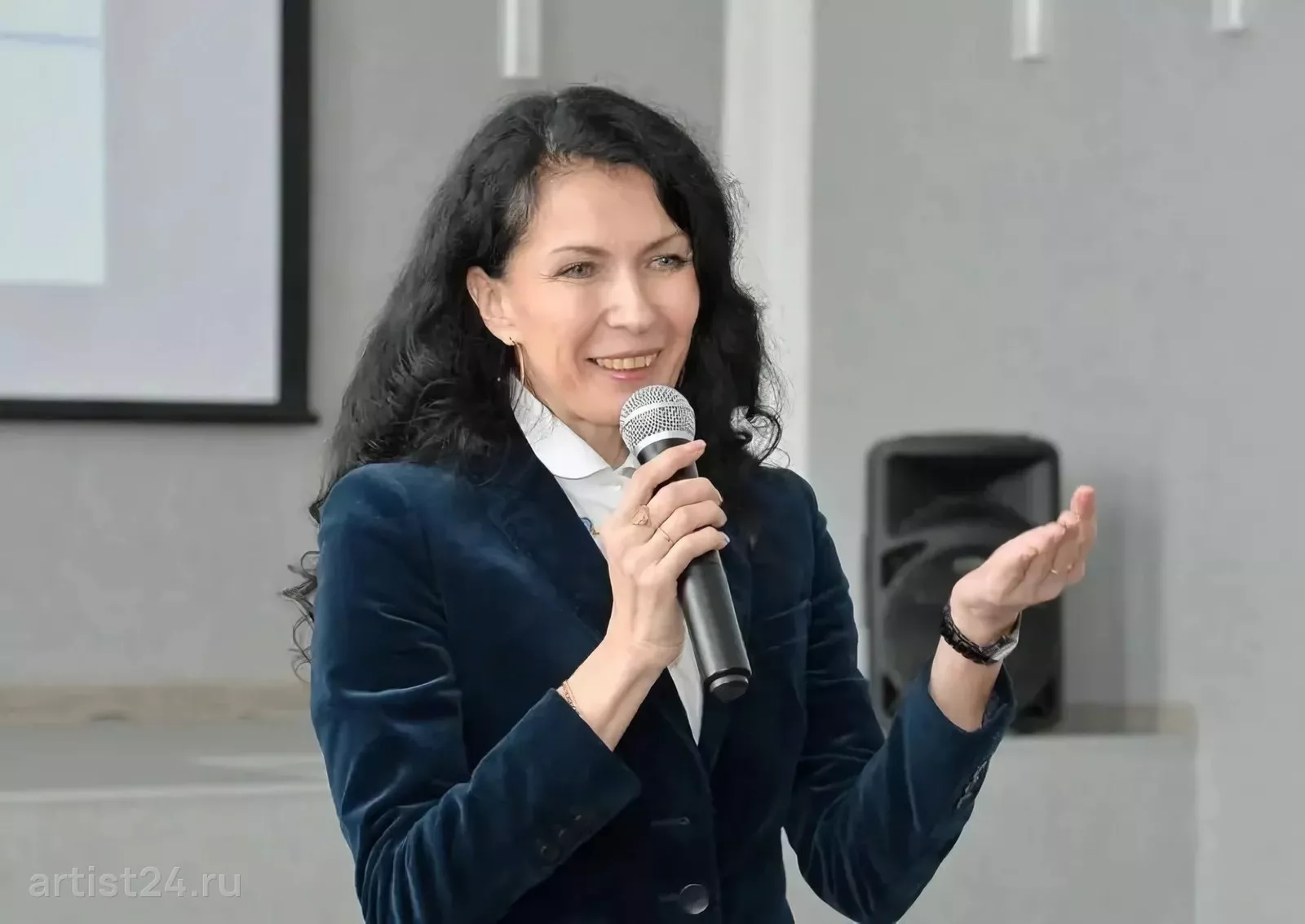 Спикер по ораторскому мастерству Татьяна Абрамзон — спикер