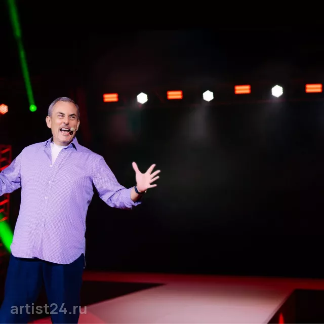 Спикер по бренду и PR Дмитрий Сендеров — спикер