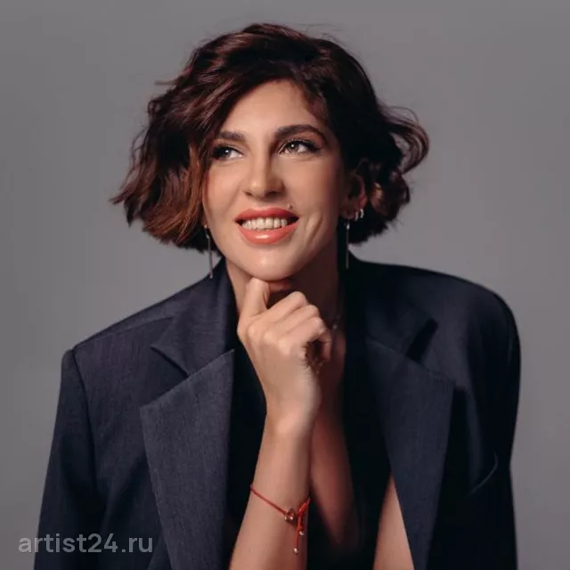 Спикер по продажам Анна Есикова — спикер
