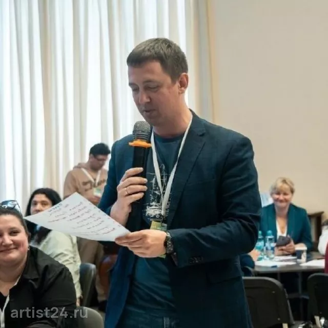 Спикер по маркетингу Роман Володин — спикер