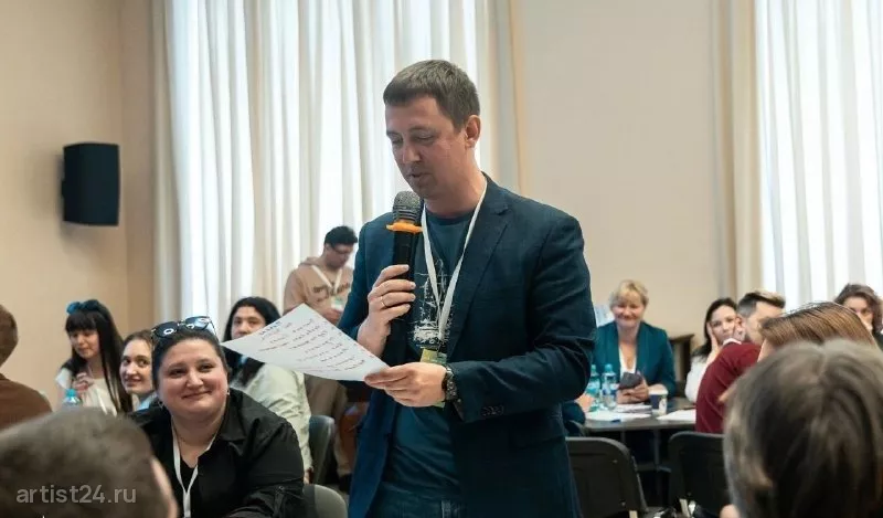 Спикер по маркетингу Роман Володин — спикер