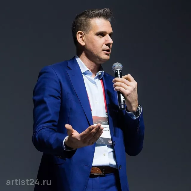 Спикер по продажам Евгений Жигилий — спикер