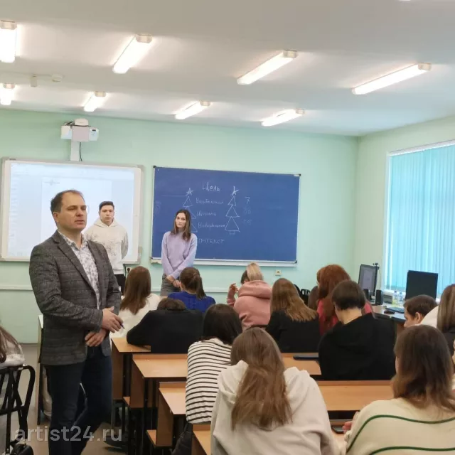 Спикер по HR и корпоративной культуре Дмитрий Устьянцев — спикер