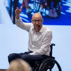Мотивационный спикер Дмитрий Чешев