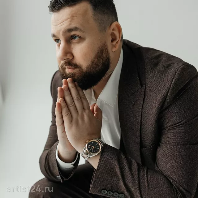 Спикер по ИИ и цифровизации Сергей Черников — спикер