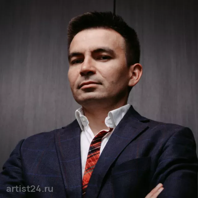 Спикер по маркетингу Рашид Хузин — спикер