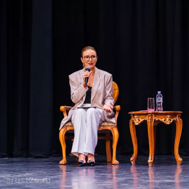 Спикер по лидерству и управлению Наталья Колтыпина — спикер