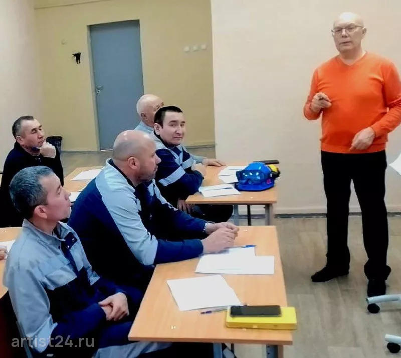 Модератор стратсессий Габдулла Хамитов — спикер