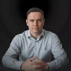 Спикер по маркетингу Виктор Сотников