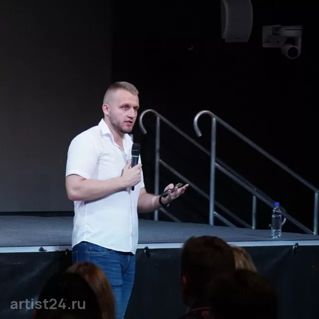 Спикер по маркетингу Юрий Андреев — спикер