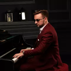 Пианист Андрей Акишкин