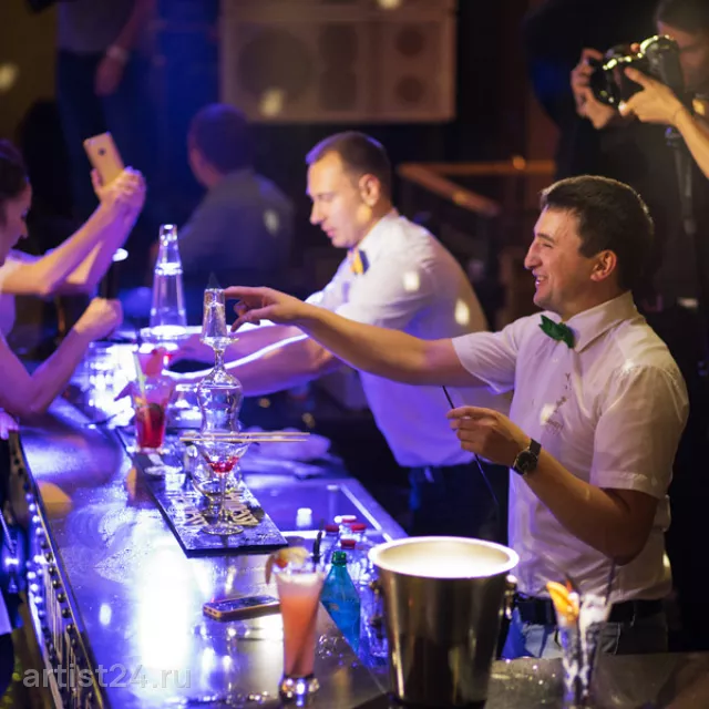 Бармен-шоу Interactive Barmen Show — бармен-шоу, фото 3
