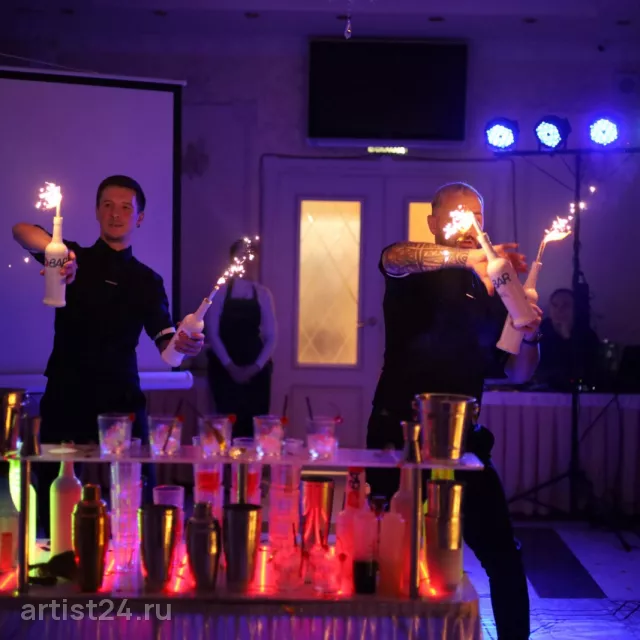 Бармен-шоу Дуэт BarLife — бармен-шоу