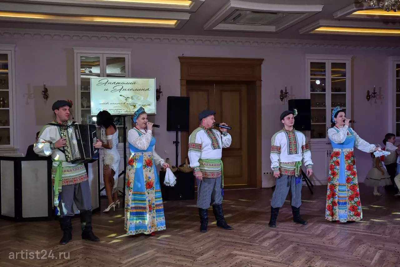 Ансамбль песни и танца «Южане» — музыкант